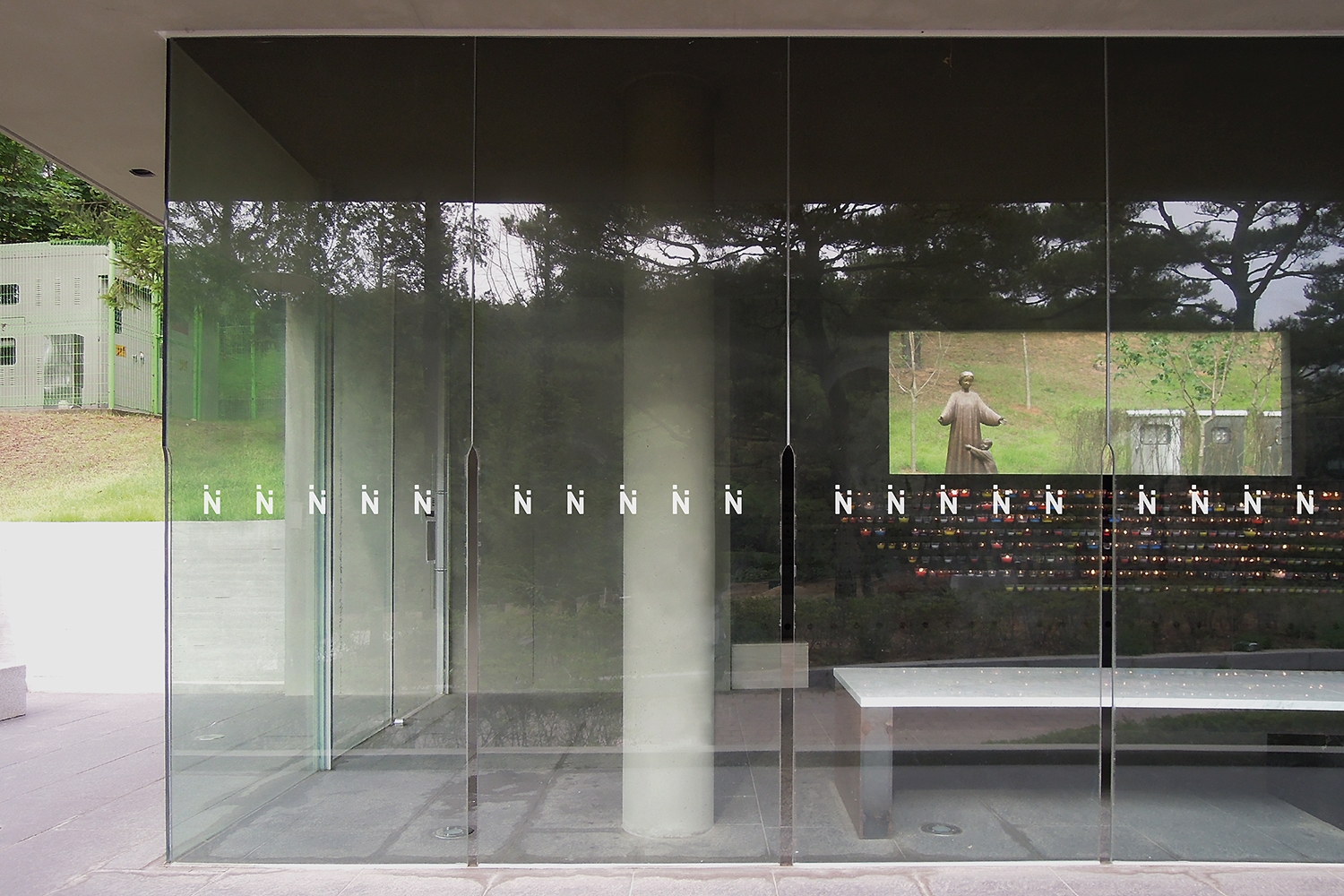 graphic designer hongbaksa 그래픽 디자이너 홍박사