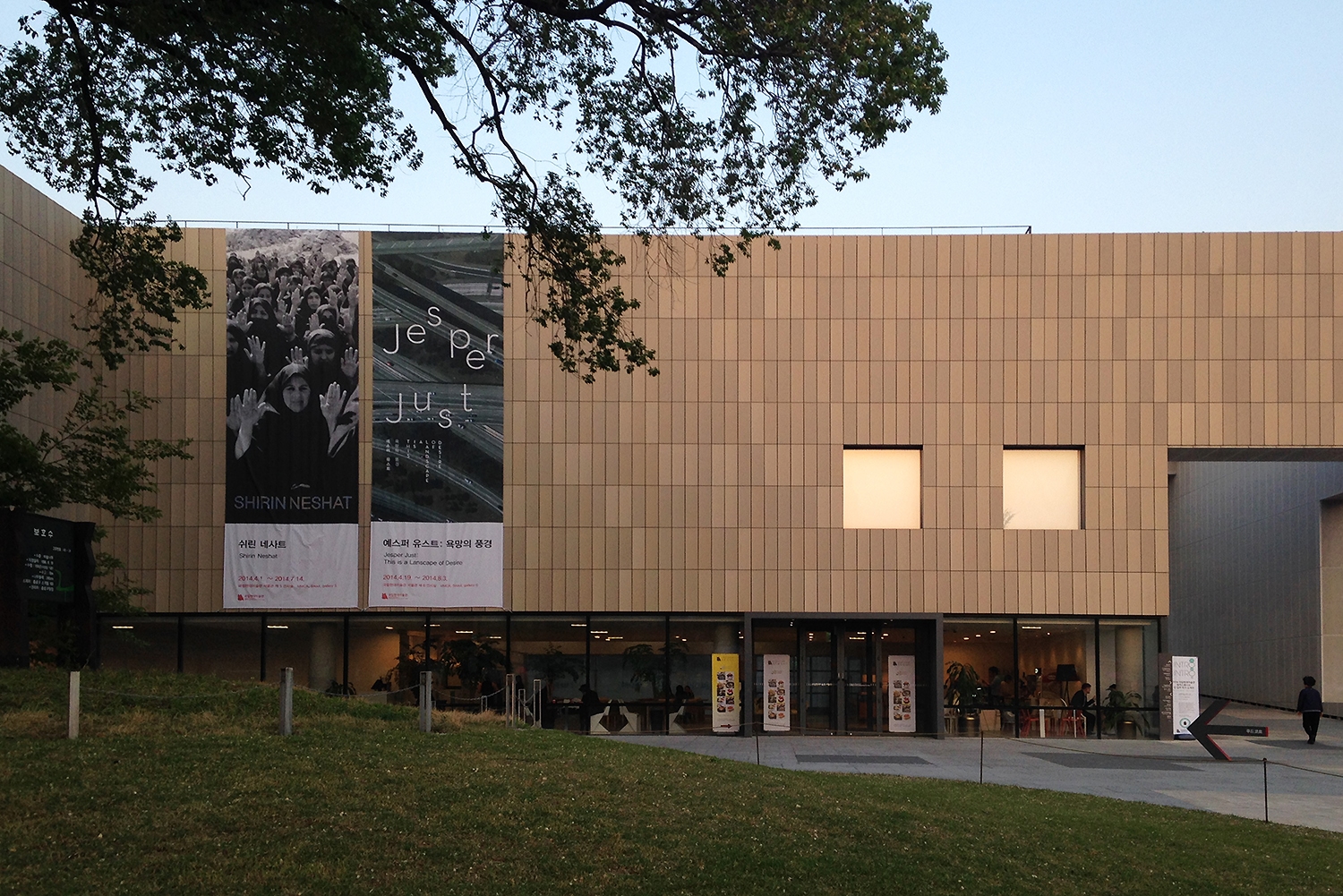 graphic designer hongbaksa 그래픽 디자이너 홍박사