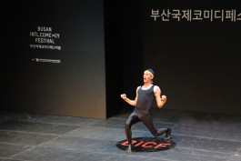 graphic designer hongbaksa 그래픽 디자이너 홍박사