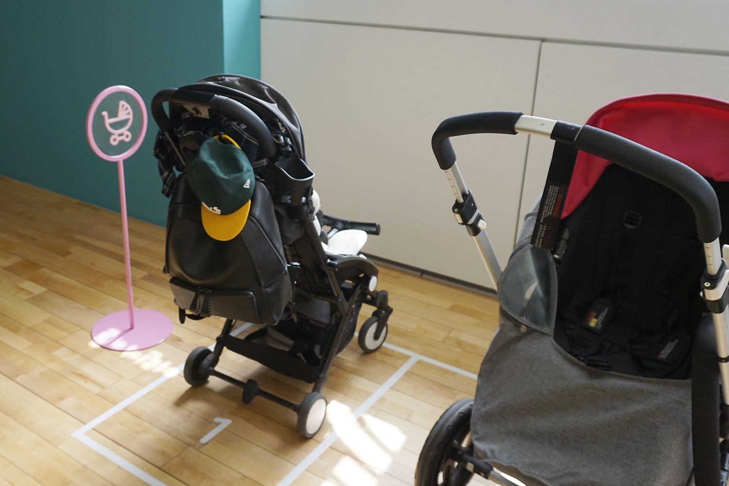 graphic designer hongbaksa 그래픽 디자이너 홍박사