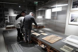 graphic designer hongbaksa 그래픽 디자이너 홍박사