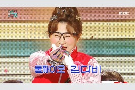 graphic designer hongbaksa 그래픽 디자이너 홍박사