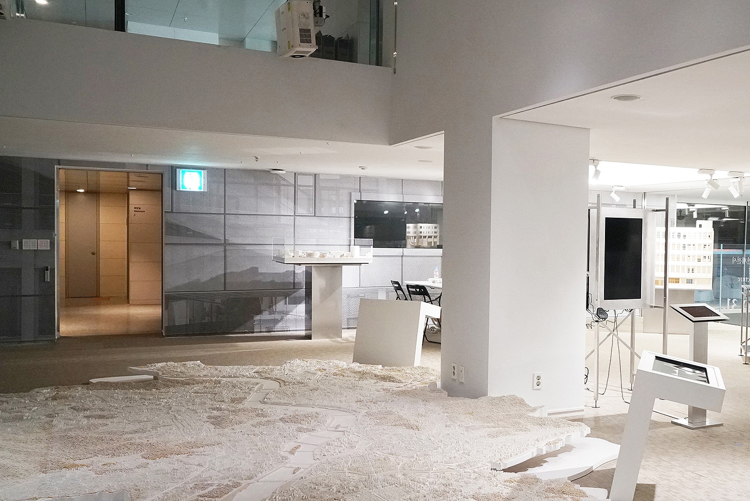 graphic designer hongbaksa 그래픽 디자이너 홍박사