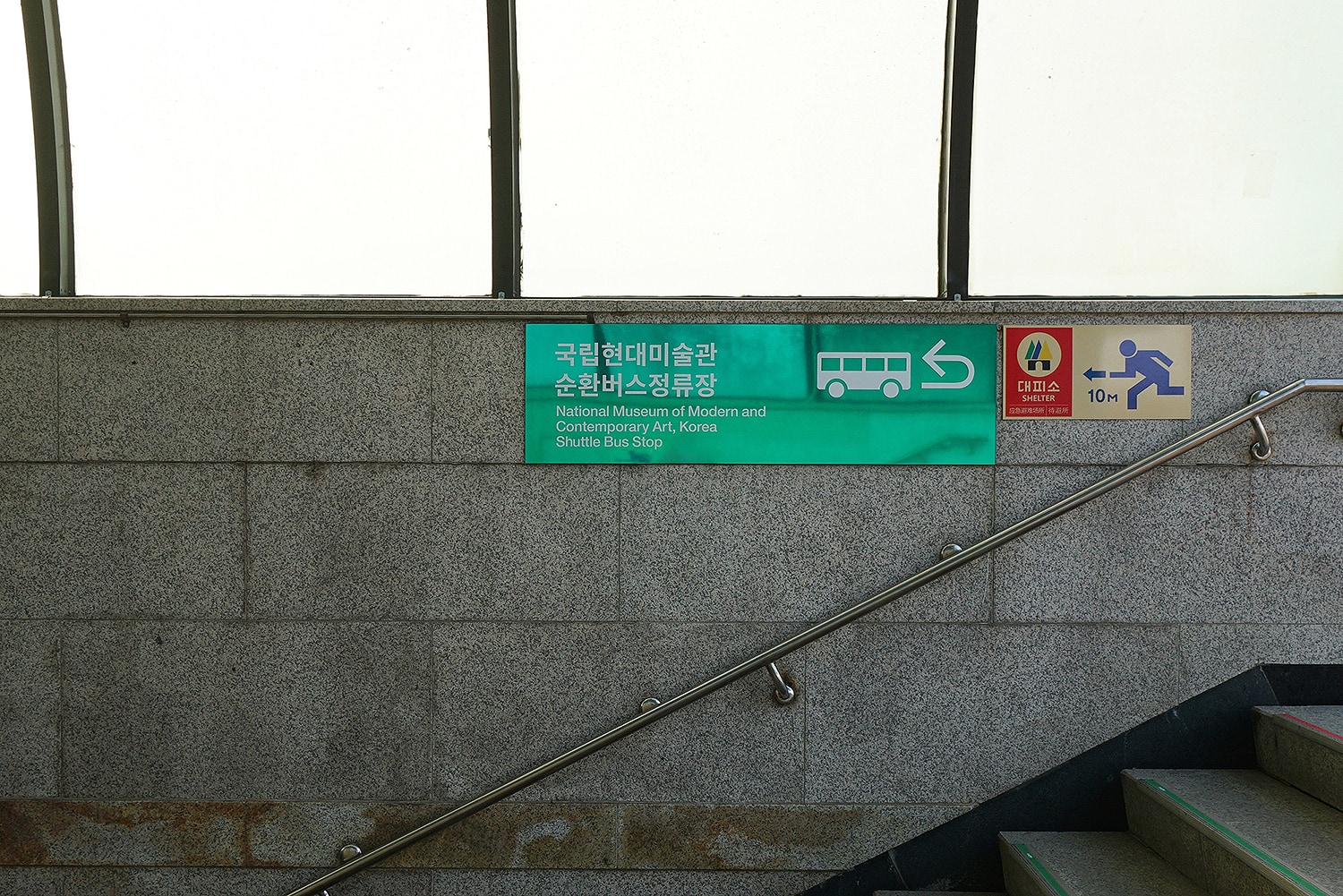 graphic designer hongbaksa 그래픽 디자이너 홍박사