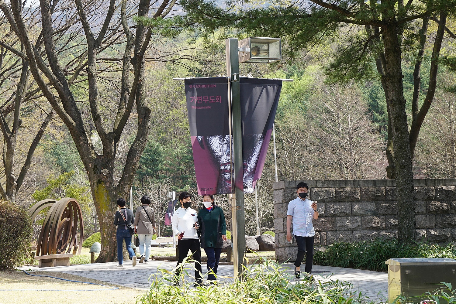 graphic designer hongbaksa 그래픽 디자이너 홍박사