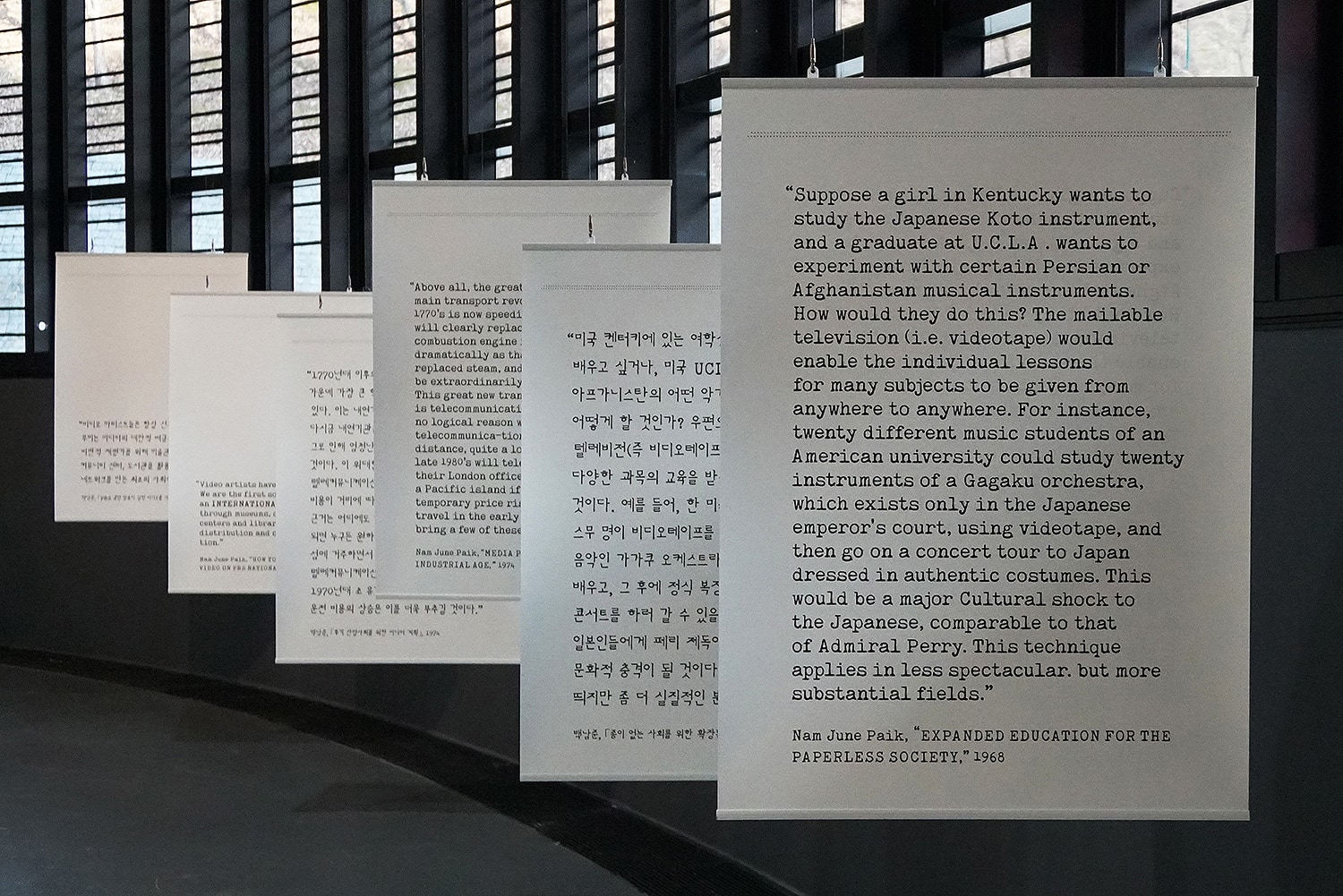 graphic designer hongbaksa 그래픽 디자이너 홍박사