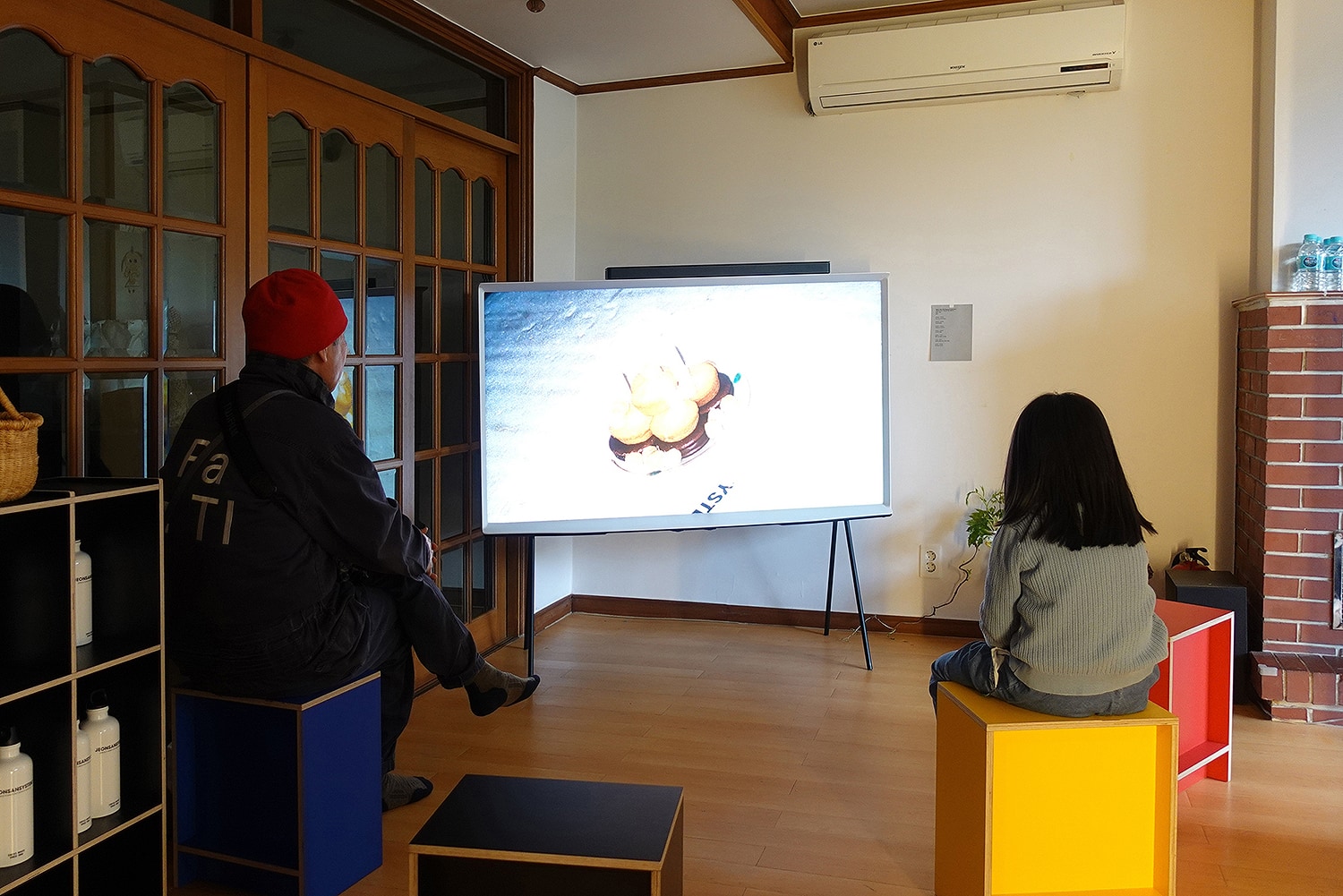 graphic designer hongbaksa 그래픽 디자이너 홍박사