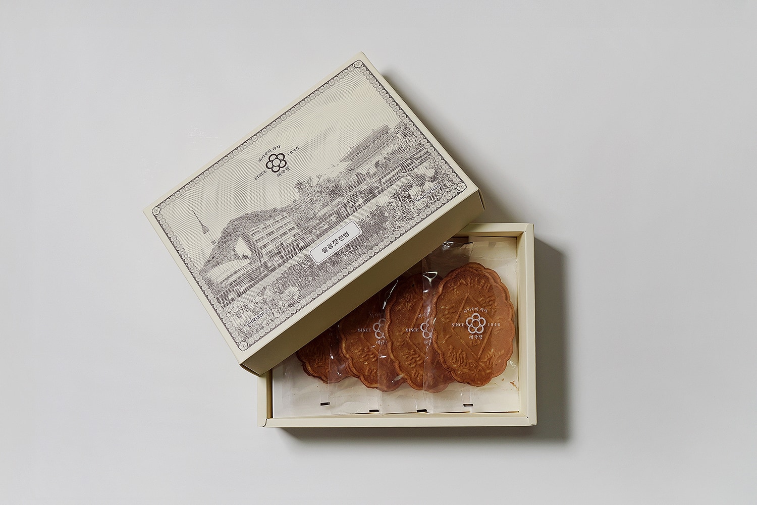 graphic designer hongbaksa 그래픽 디자이너 홍박사